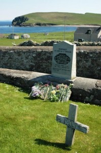 1_scotland_cemetary-web